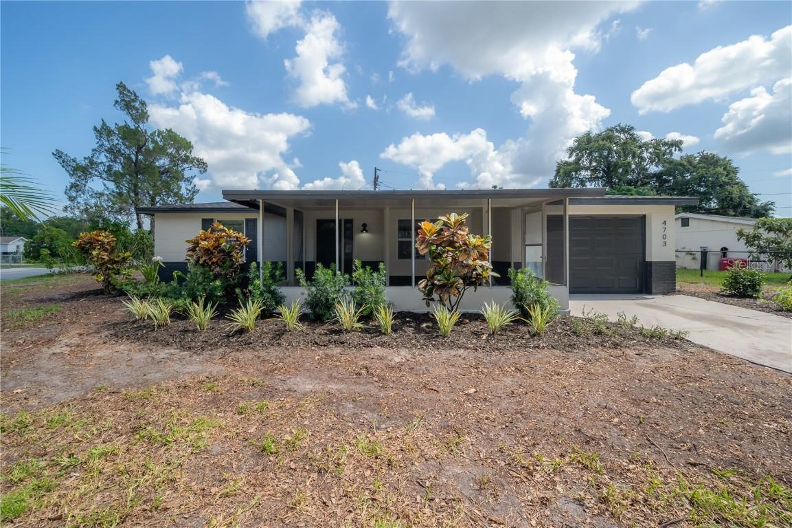 4703 Longwood Ave., Holiday, FL 34690