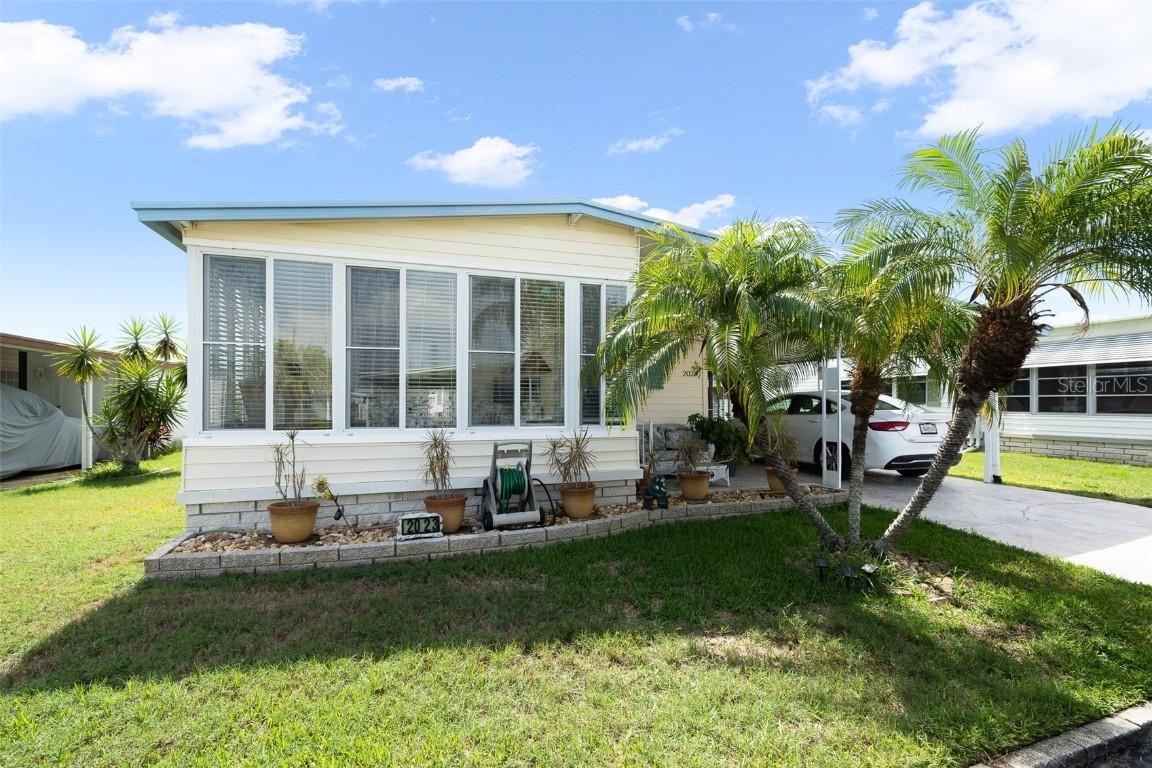 2023 Maui Dr., Holiday, FL 34691