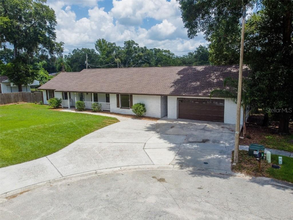 2119 Wheeler Oaks Dr., Brandon, FL 33510