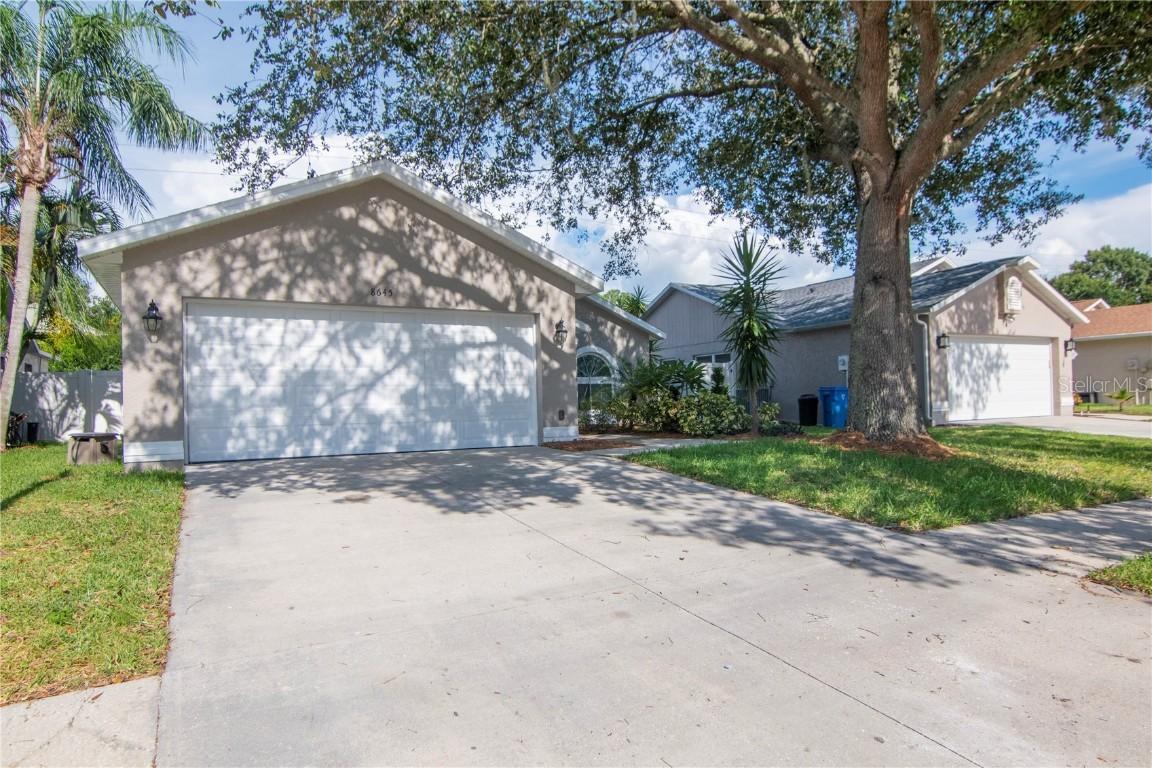 8645 Huntfield St., Tampa, FL 33635