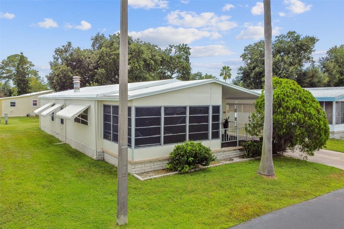 5013 Serene Sq., New Port Richey, FL 34653