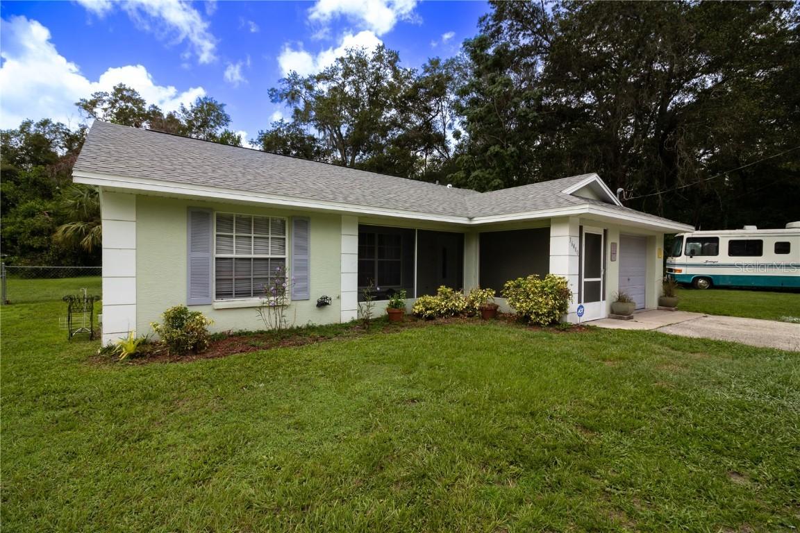 36400 Keystone Ave., Zephyrhills, FL 33541