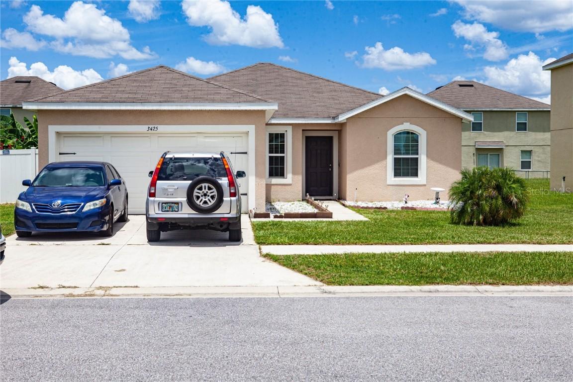 3425 San Moise Pl., Plant City, FL 33567