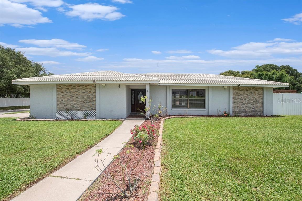 13241 112th St., Largo, FL 33778
