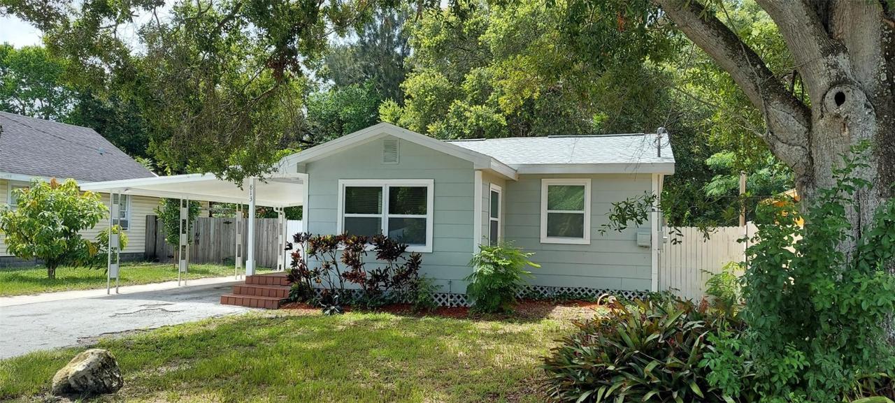 813 Woodlawn St., Clearwater, FL 33756