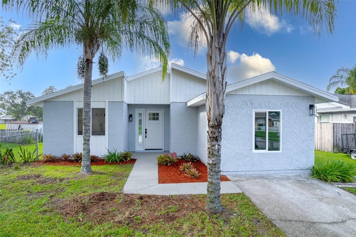 645 Bay Lake Tr., Oldsmar, FL 34677