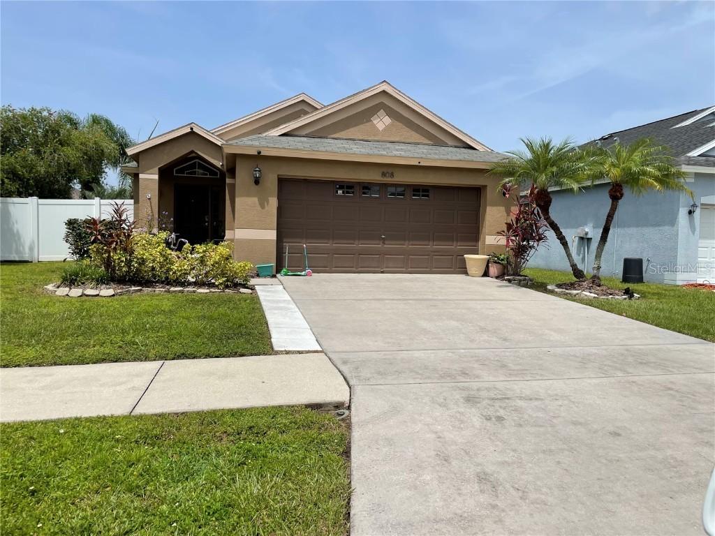 808 15th St., Ruskin, FL 33570