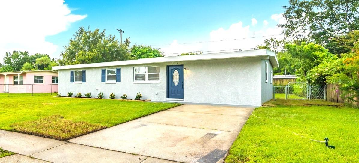 1719 Lancelot Loop, Tampa, FL 33619