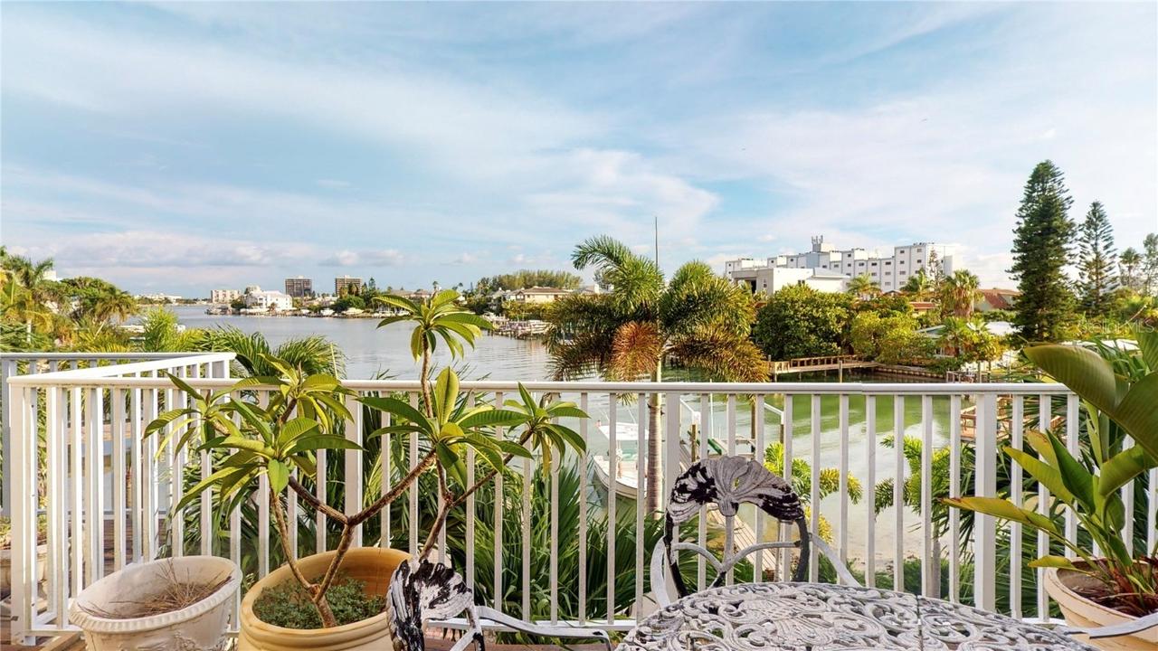 215 85th Ave. #5, Treasure Island, FL 33706