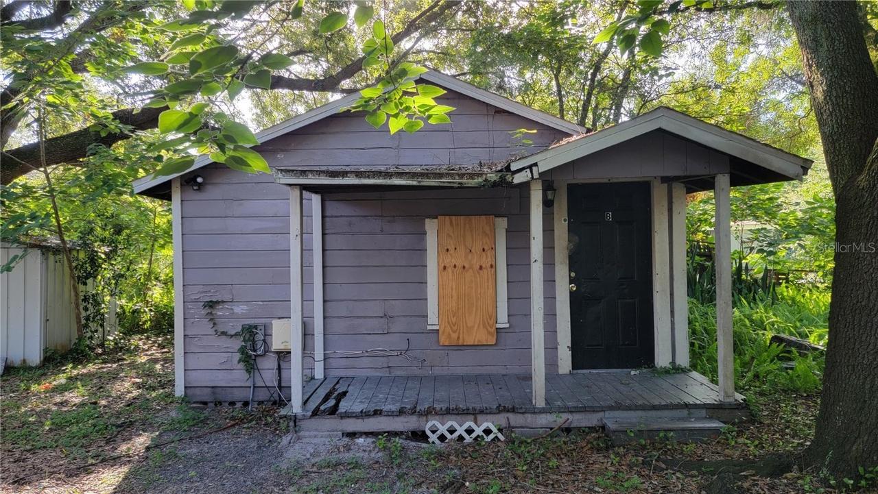 8111 N 10th St. #1/2, Tampa, FL 33604