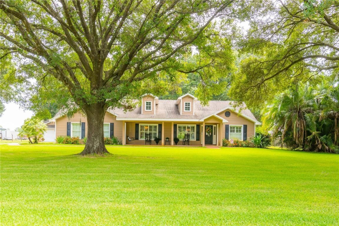 2515 Al Simmons Rd., Dover, FL 33527
