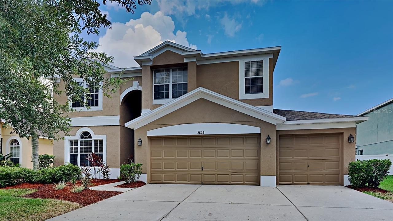 2609 Dakota Rock Dr., Ruskin, FL 33570