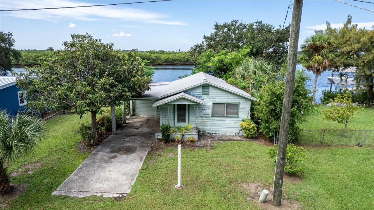 1404 River Dr., Ruskin, FL 33570