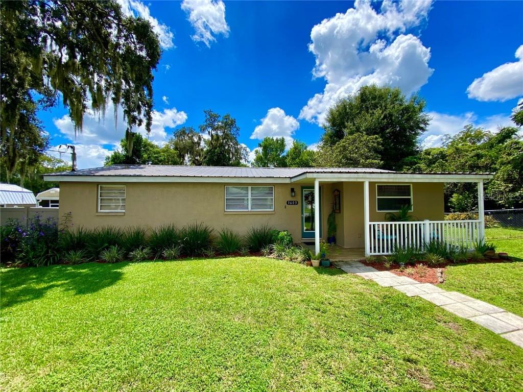 1603 Main St., Valrico, FL 33594