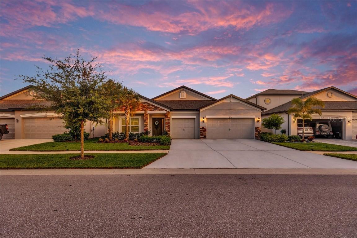 6464 Dutton Dr., Wesley Chapel, FL 33545