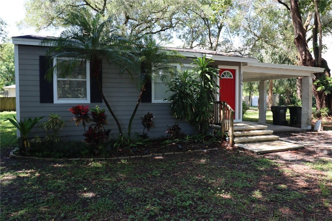 2106 Carroll Gardens Ln., Tampa, FL 33612
