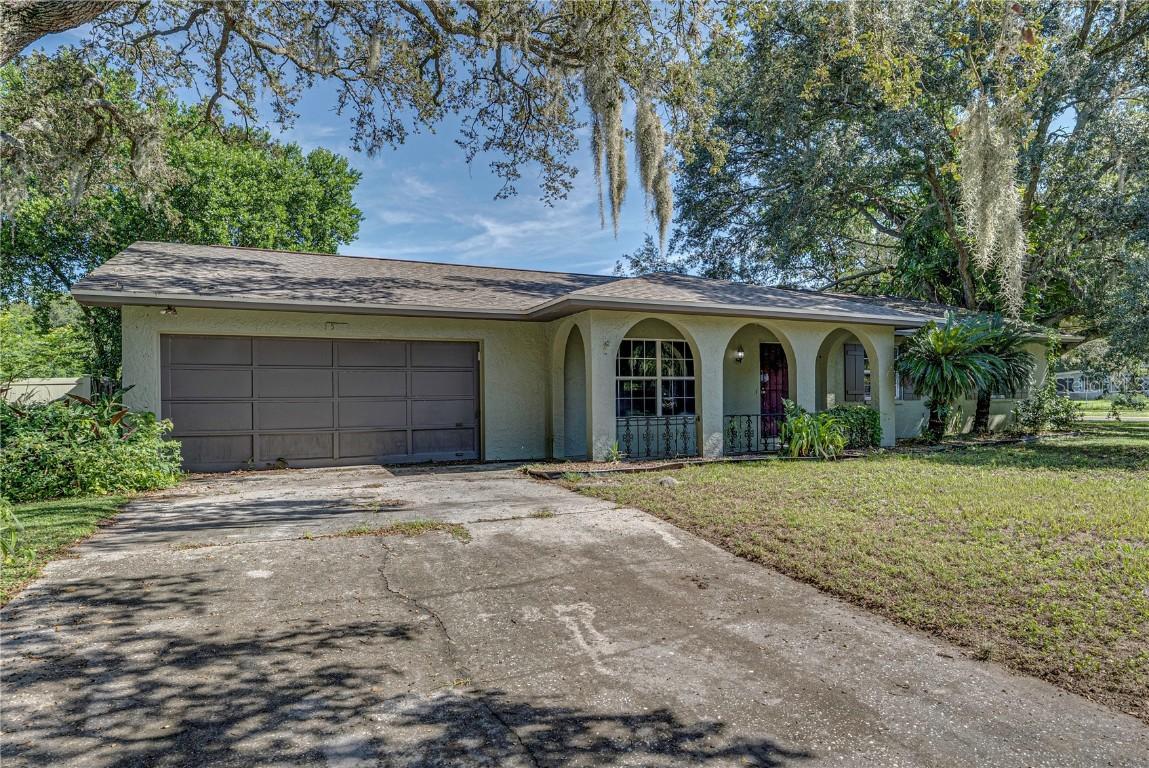 506 Park Manor Dr., Brandon, FL 33511