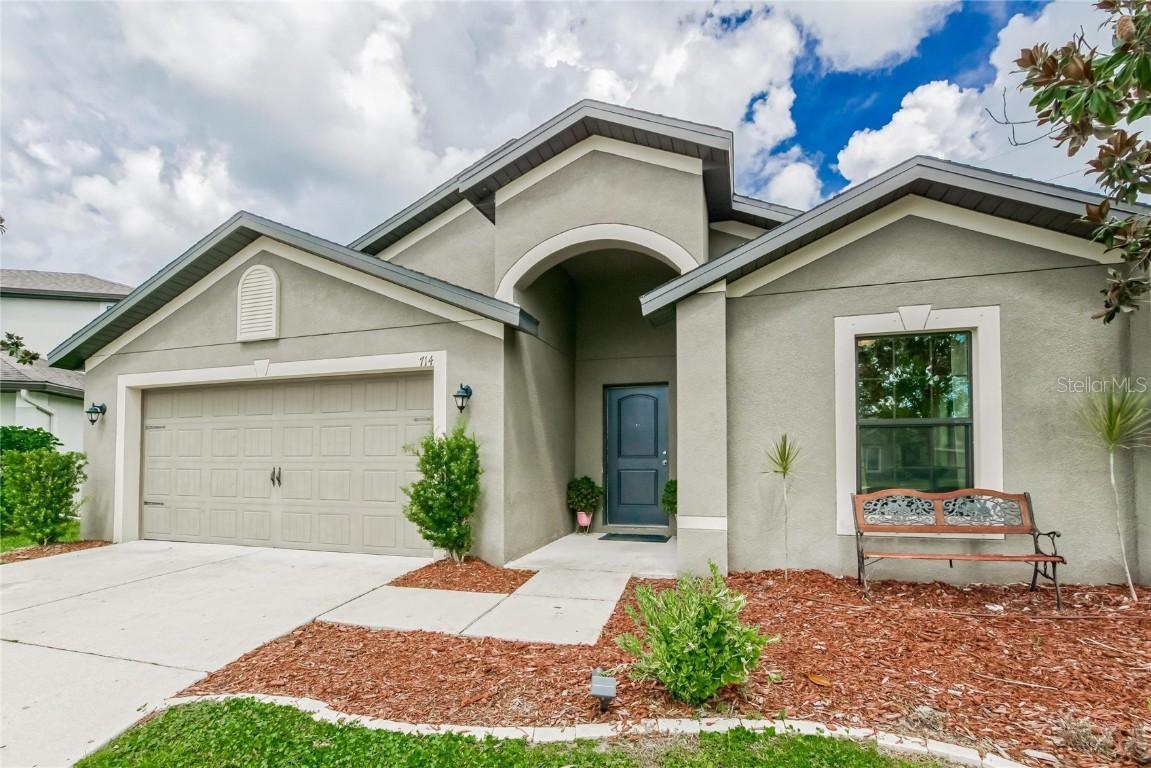 714 Chatham Walk Dr., Ruskin, FL 33570