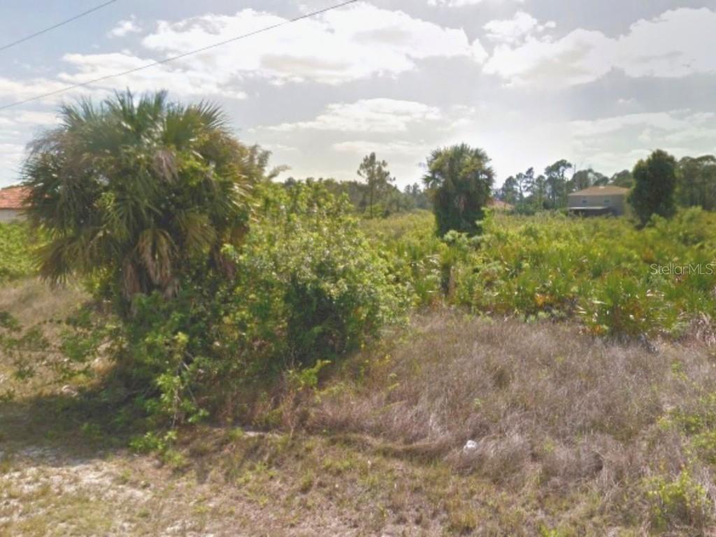 1207 Cortez Ave., Lehigh Acres, FL 33972