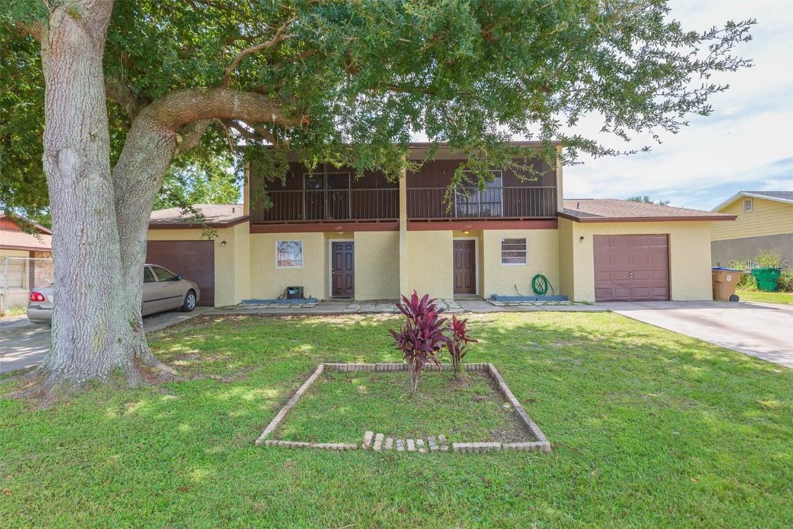 622 and 624 Royalty Ct., Kissimmee, FL 34758