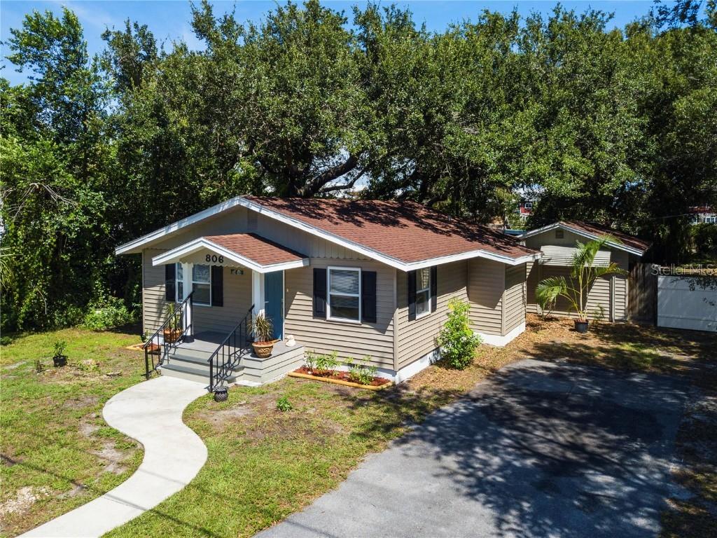 806 Woodlawn St., Clearwater, FL 33756