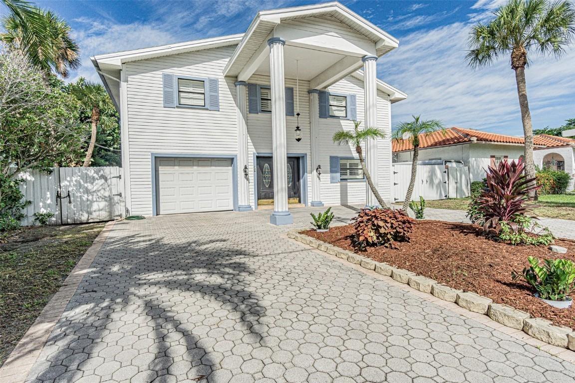 738 Mandalay Ave, Clearwater Beach, FL 33767