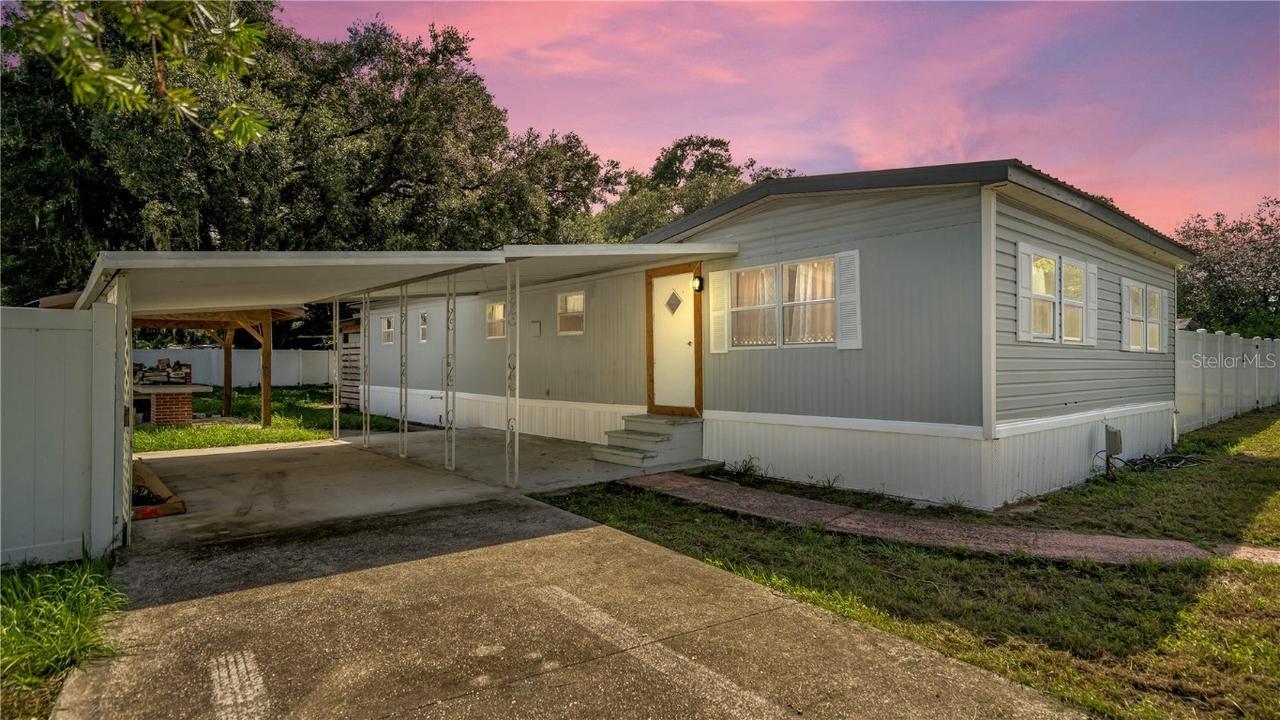 39236 Lizabeth Cir., Zephyrhills, FL 33542
