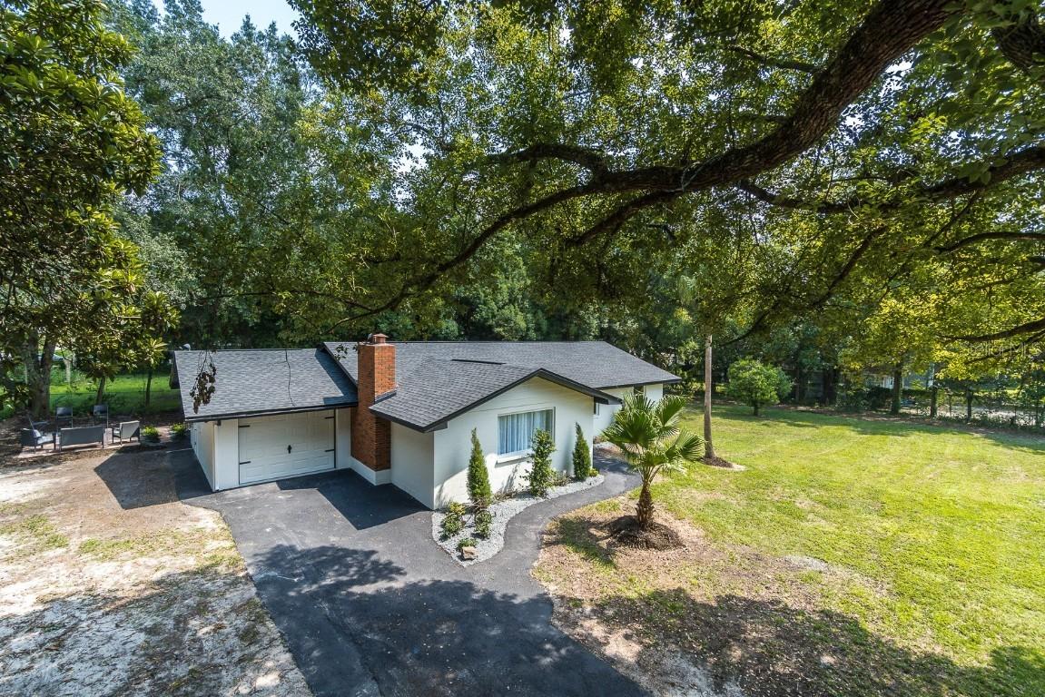 6330 12th St., Zephyrhills, FL 33542