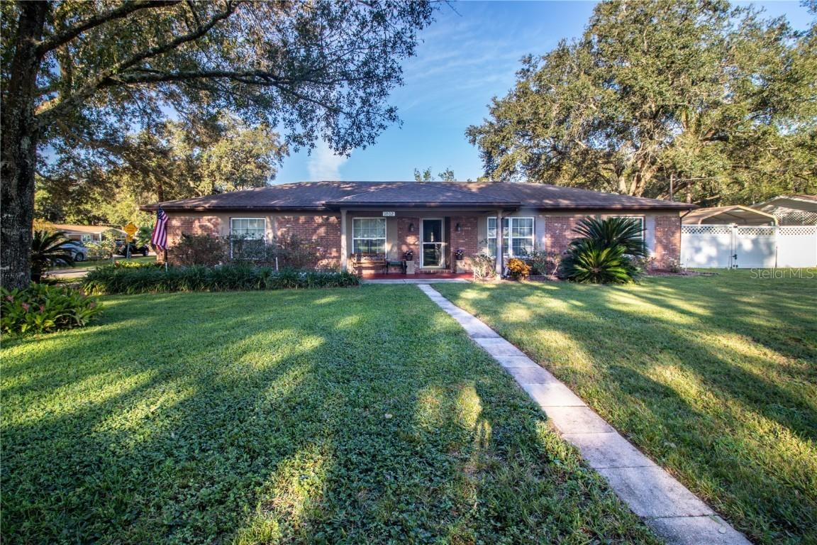 1002 N Taylor Rd., Brandon, FL 33510
