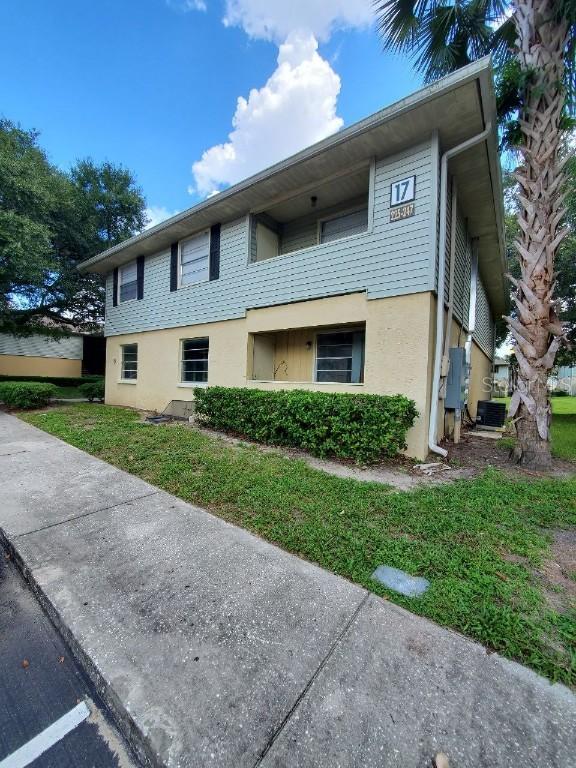 225 Thorn Tree Pl., Brandon, FL 33510