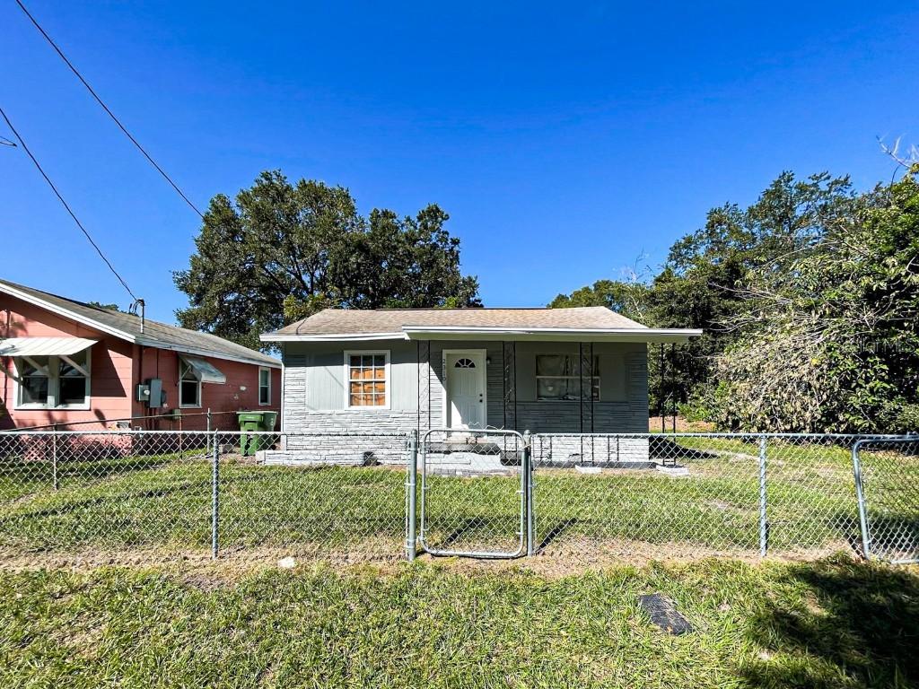 2310 N 52nd St., Tampa, FL 33619