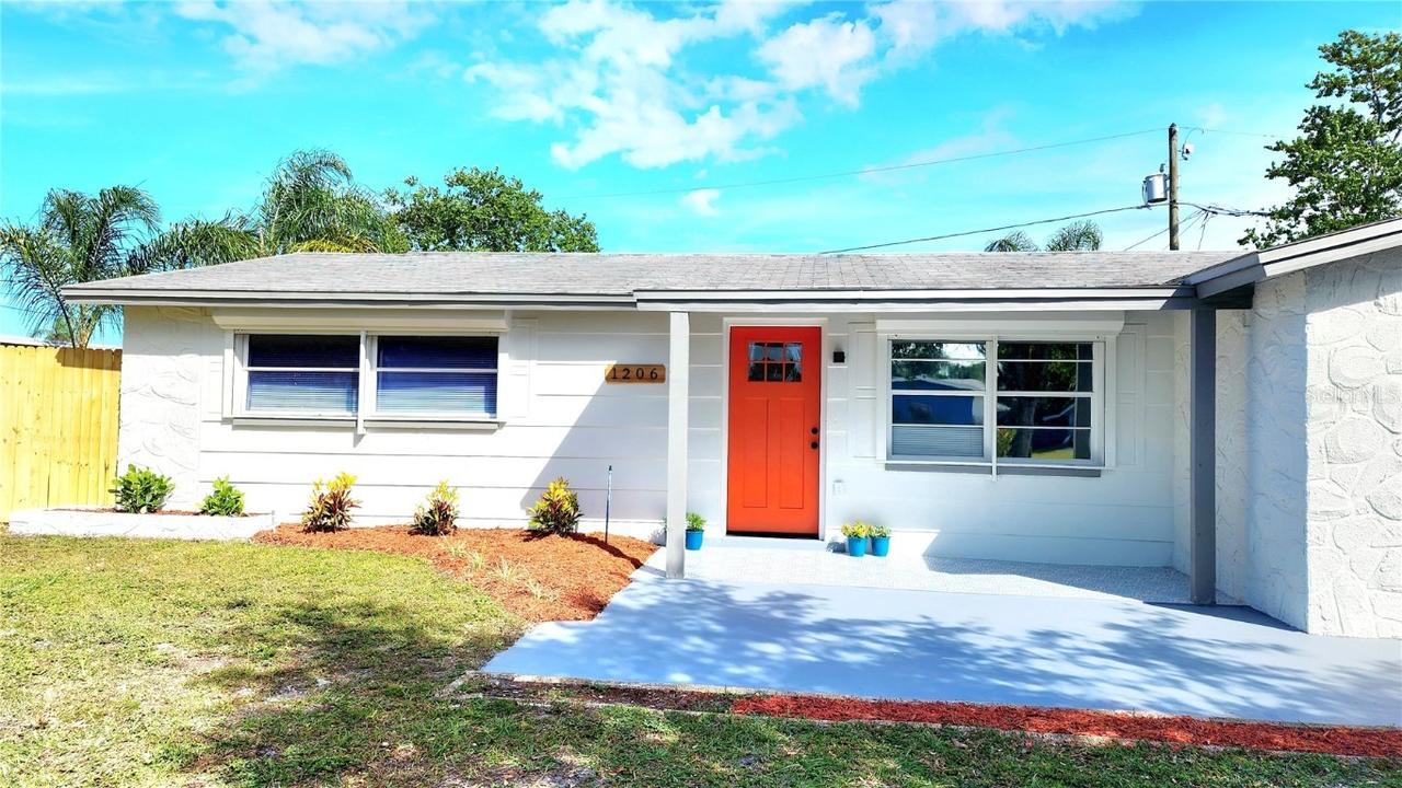 1206 Tamarac Dr., Holiday, FL 34690