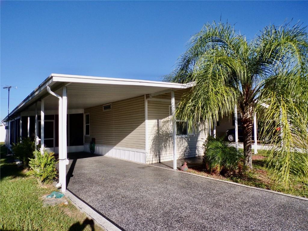 5327 Jo St., Zephyrhills, FL 33542