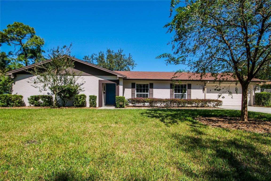 13805 Cherry Brook Ln., Tampa, FL 33618