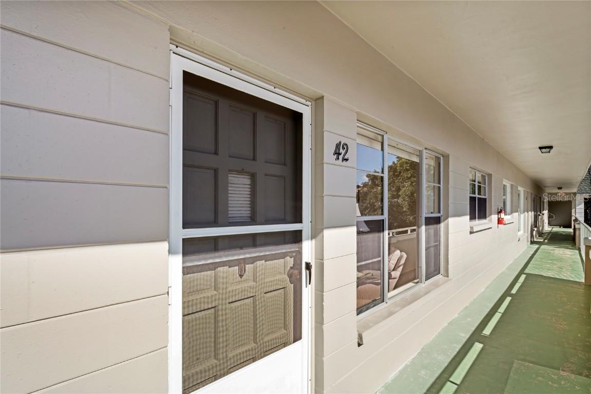 2426 Persian Dr. #42, Clearwater, FL 33763