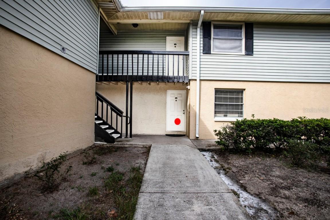 206 Red Maple Pl., Brandon, FL 33510