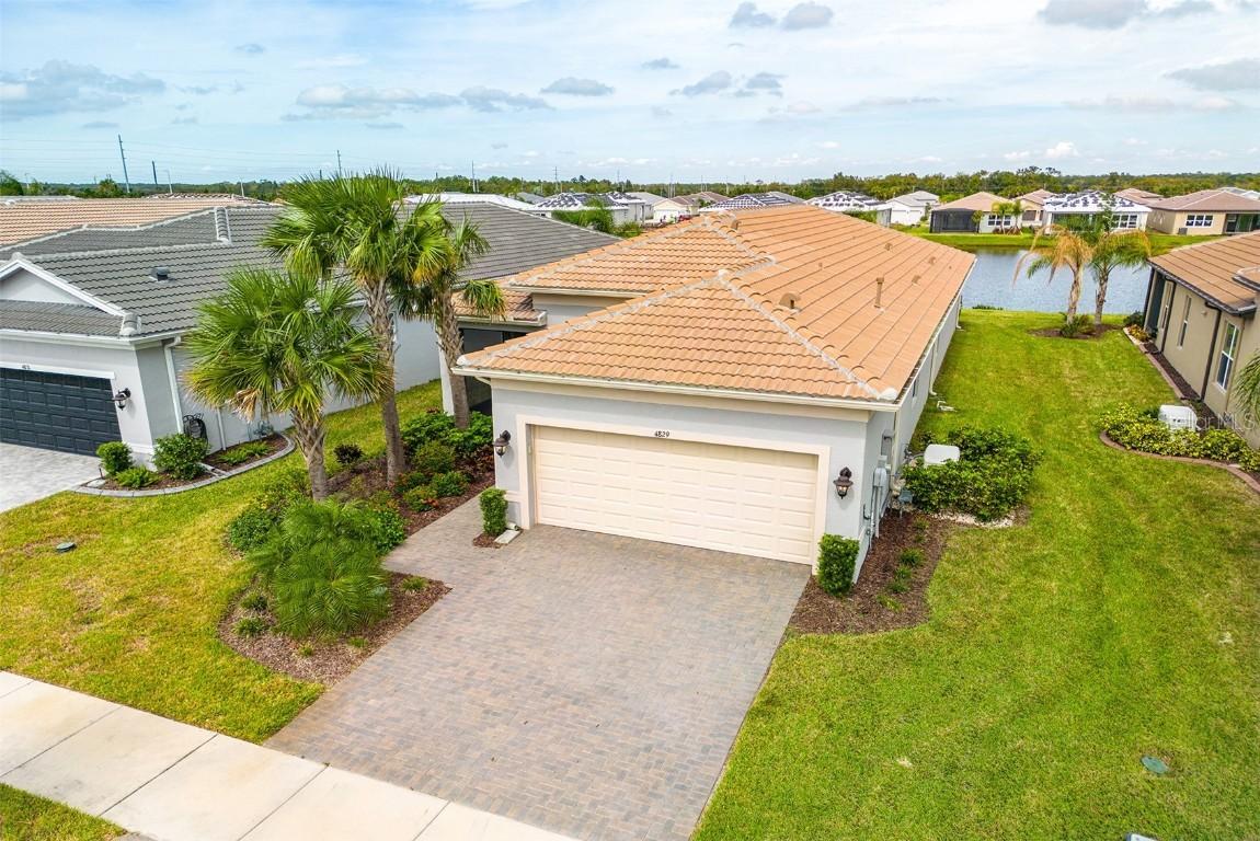 4829 Sevilla Shores Dr., Wimauma, FL 33598