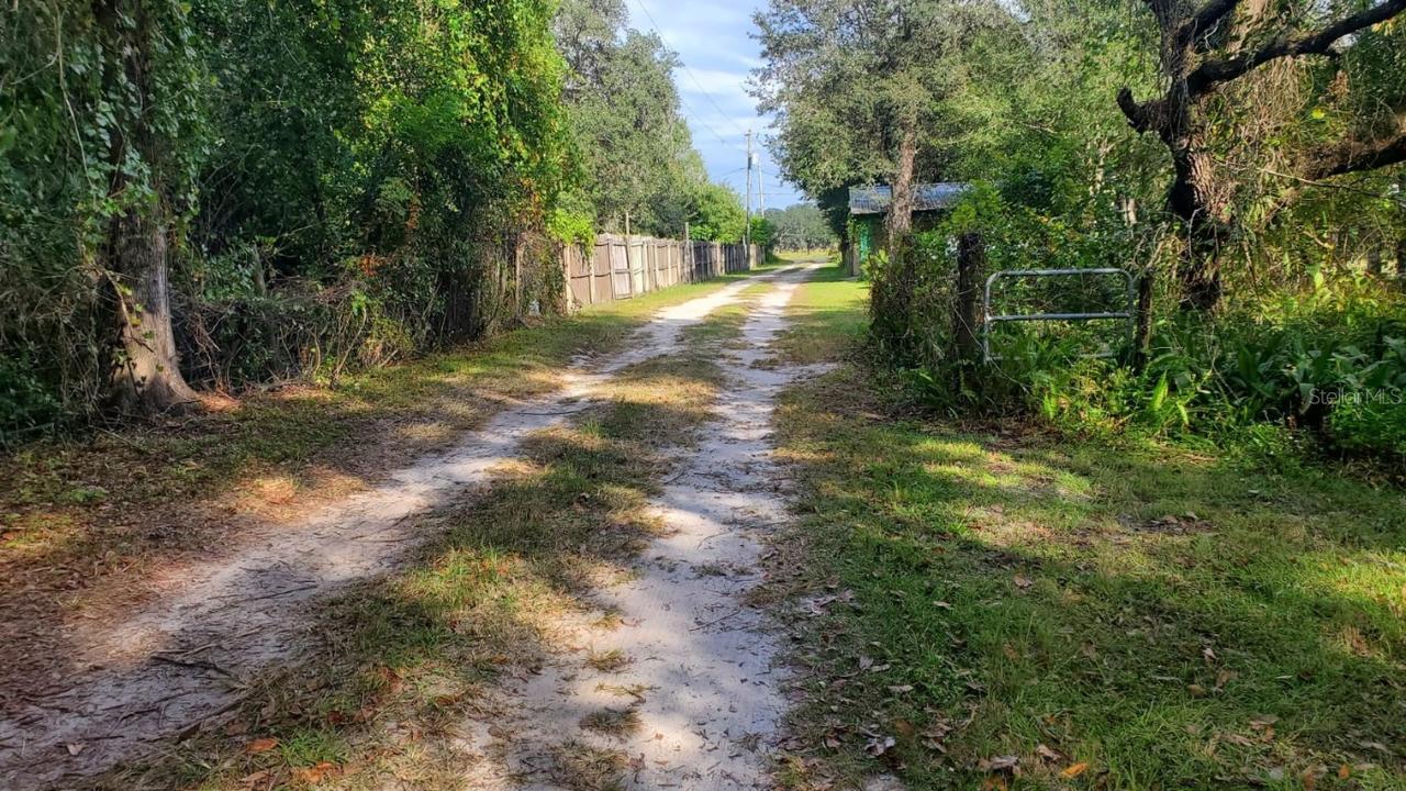 3413 Diana Dr., Zephyrhills, FL 33541