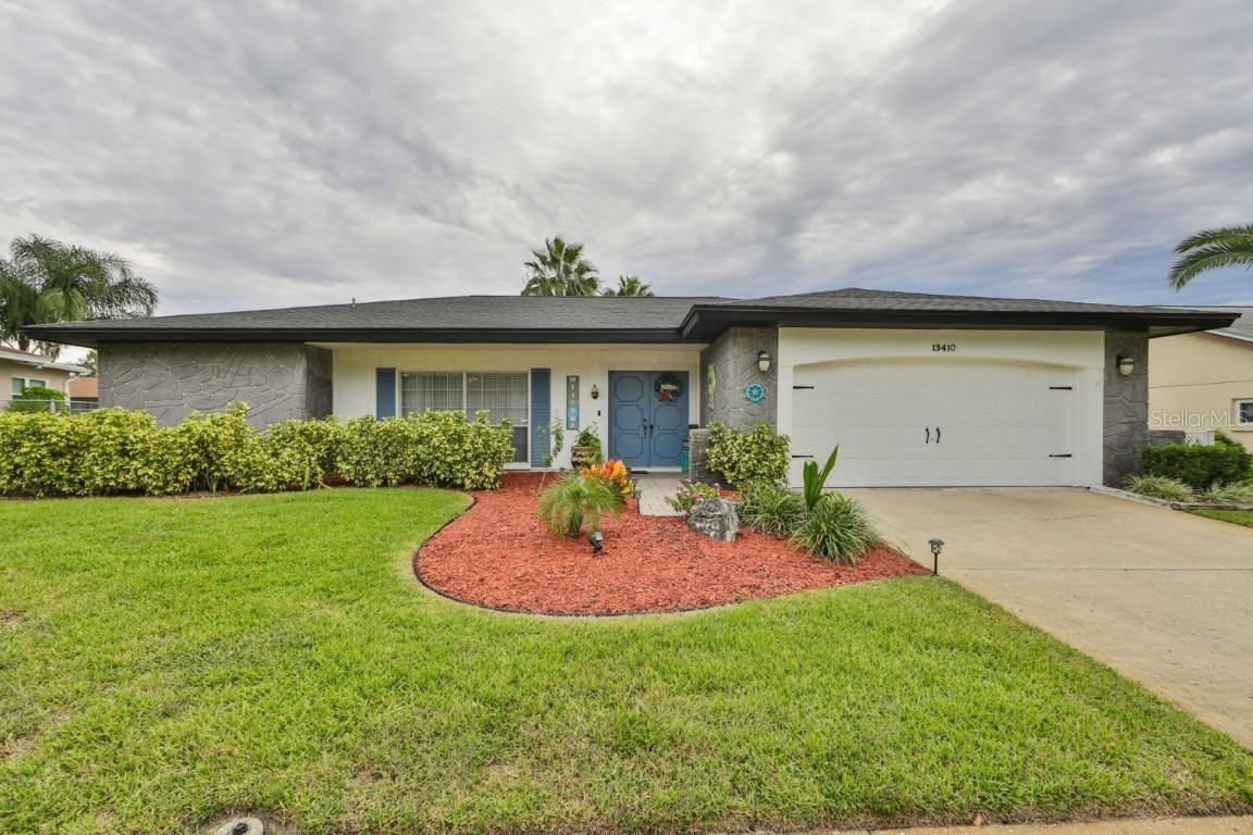 13410 Rayburn Rd., Hudson, FL 34667