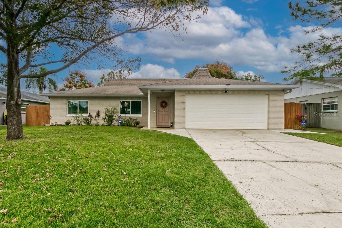 628 Barkfield St., Brandon, FL 33511