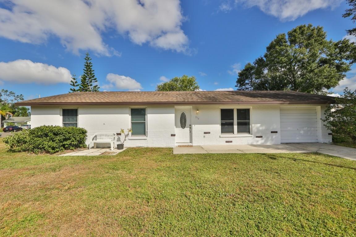 515 Red Mangrove Ln., Apollo Beach, FL 33572