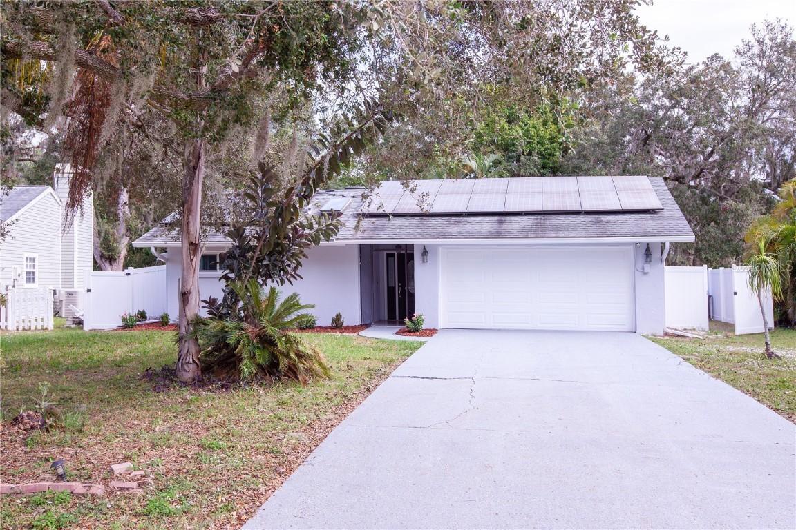 4185 Berkshire Dr., Sarasota, FL 34241