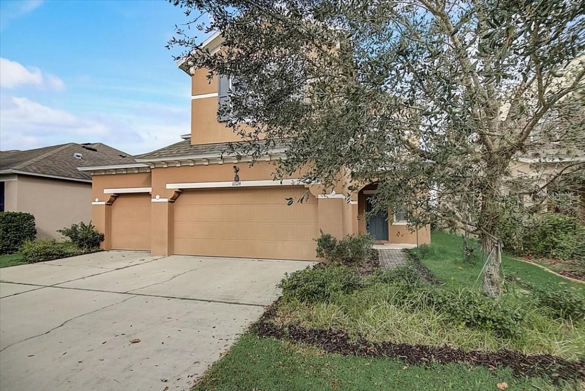 10124 Celtic Ash Dr., Ruskin, FL 33573