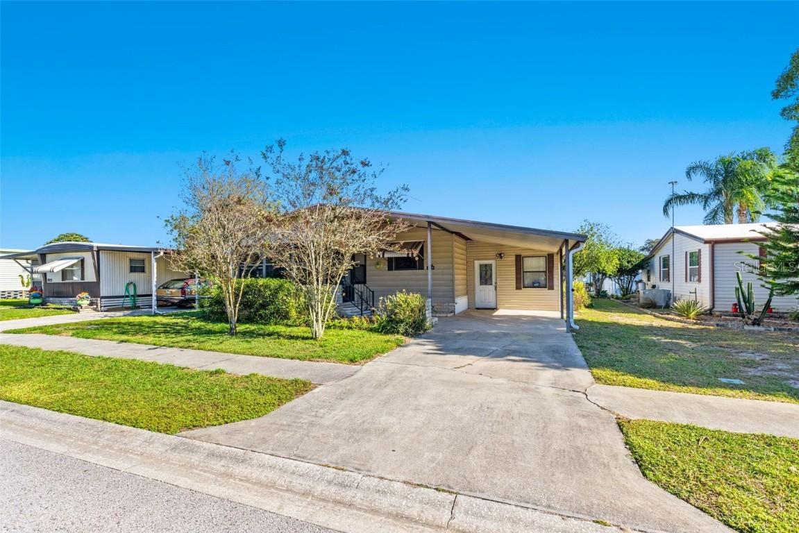 3818 Sarah Dr., Wesley Chapel, FL 33543
