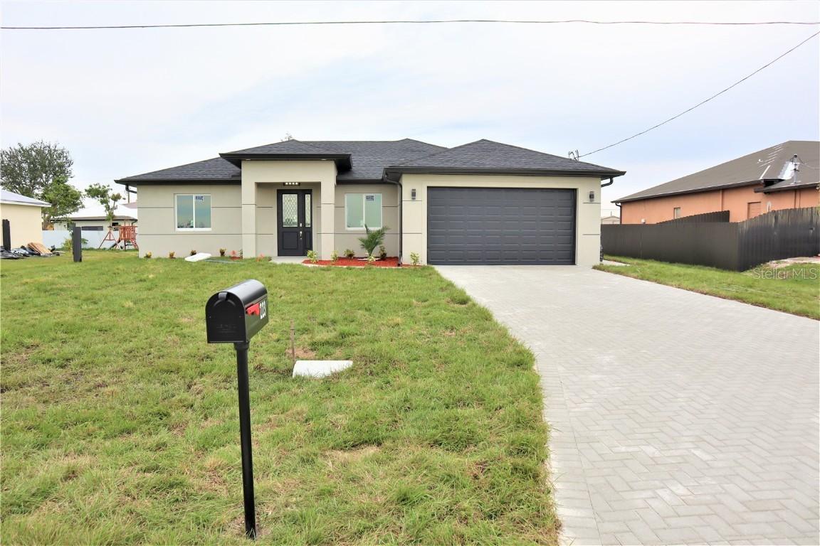223 NW 4th Pl., Cape Coral, FL 33993