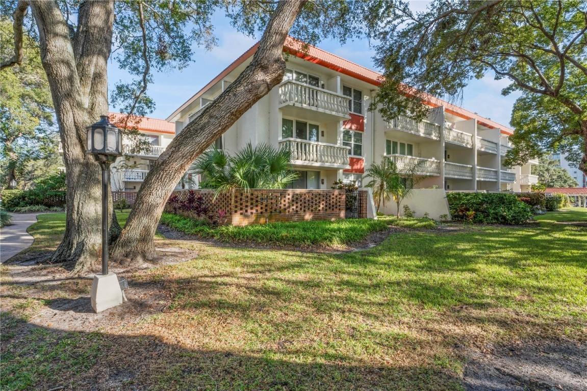 2635 Seville Blvd. #311, Clearwater, FL 33764