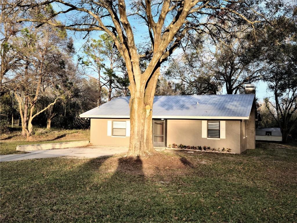 3215 Woodstock Ave., Lakeland, FL 33803