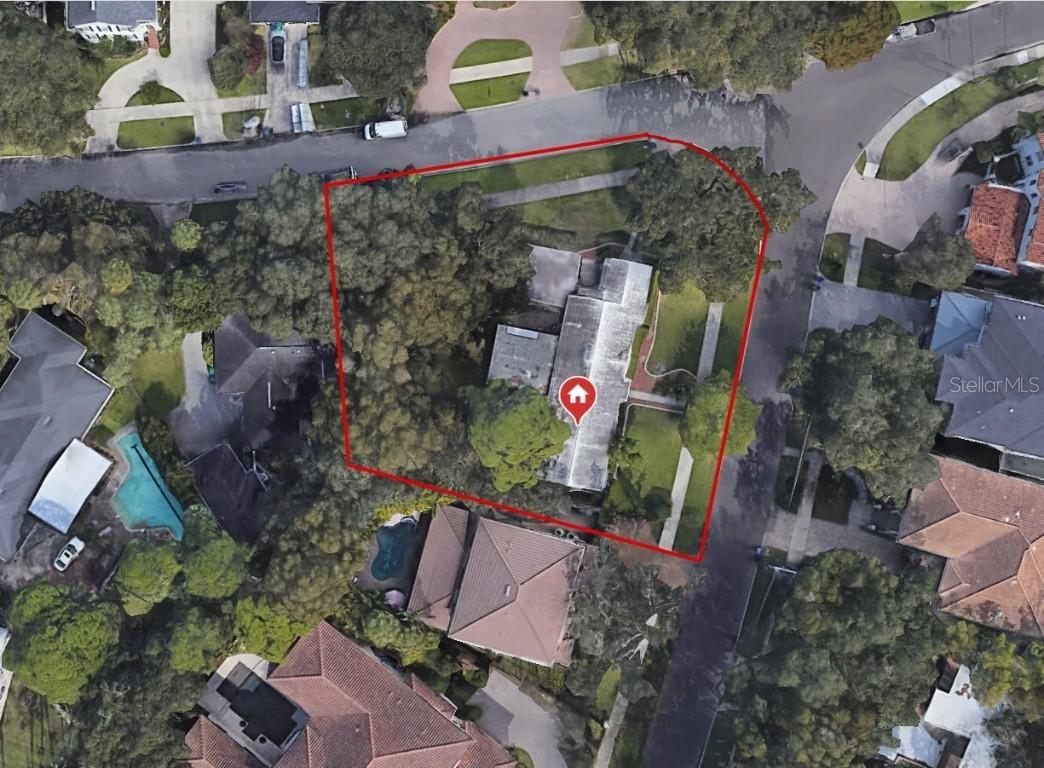 5005 S The Riviera St., Tampa, FL 33609