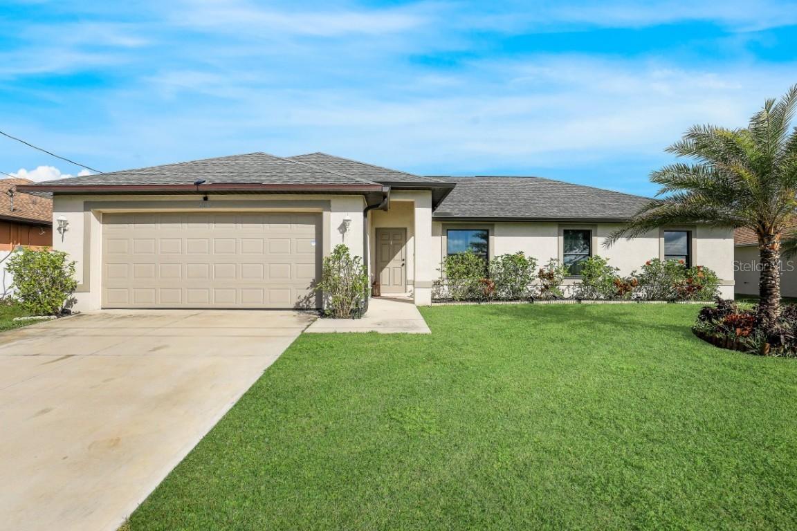 2219 NE 5th Ter., Cape Coral, FL 33909