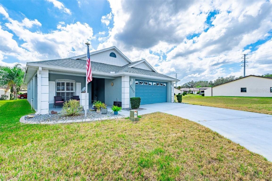38223 Eucalyptus Dr., Zephyrhills, FL 33542